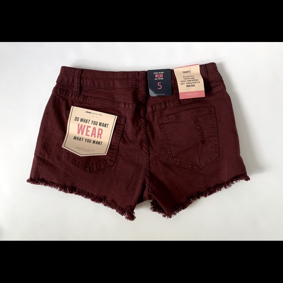 Destructed, High Rise Maroon Shorts Size 5 NWT - Picture 2 of 5